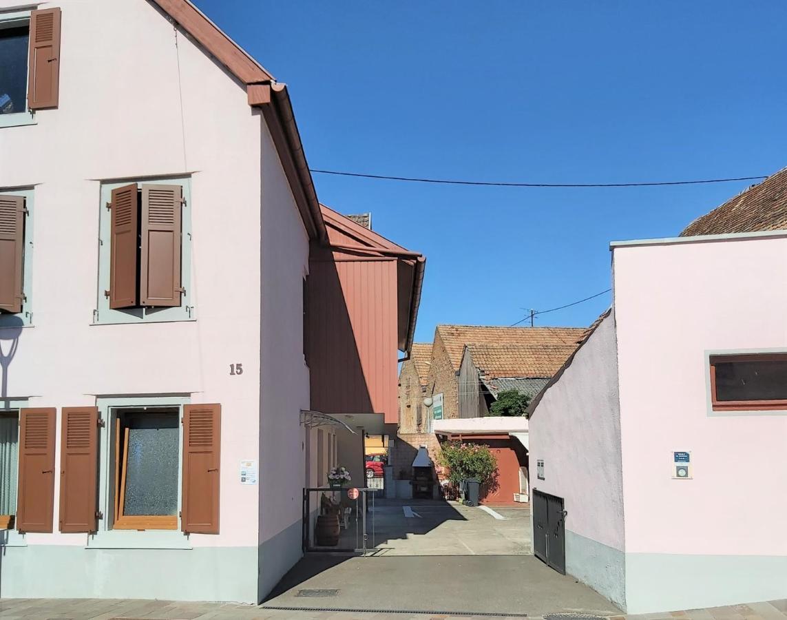 Apartmán Location-Meuble Issenheim Exteriér fotografie