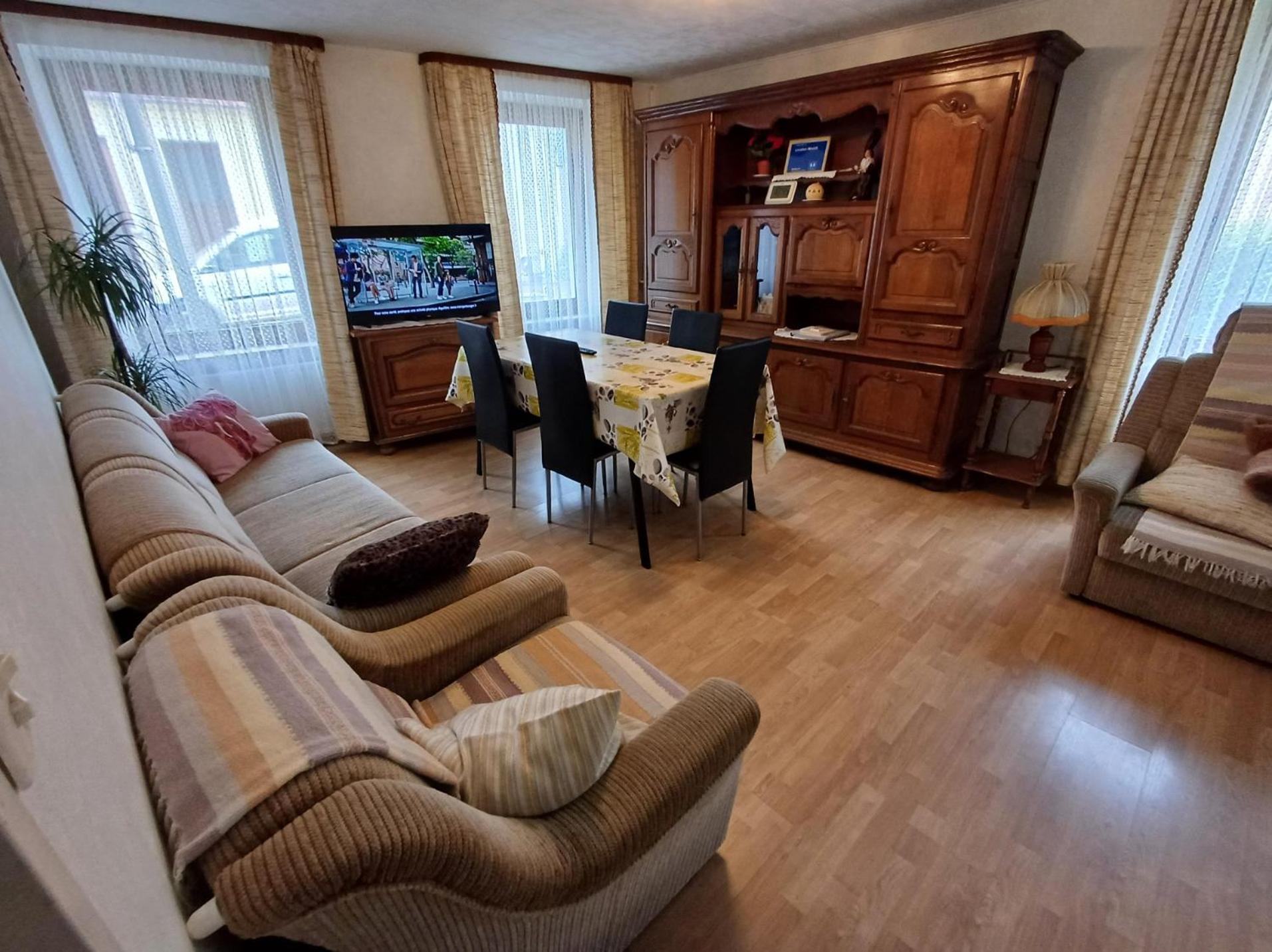 Apartmán Location-Meuble Issenheim Exteriér fotografie